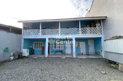 Sobrado em ótima localização, bairro centro, balneário barra do sul, sc