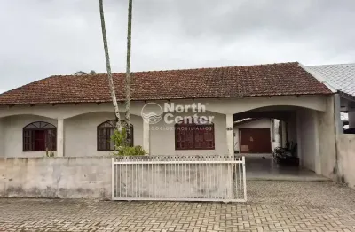 Casa à venda  80 metros da praia, salinas, balneário barra do sul, sc