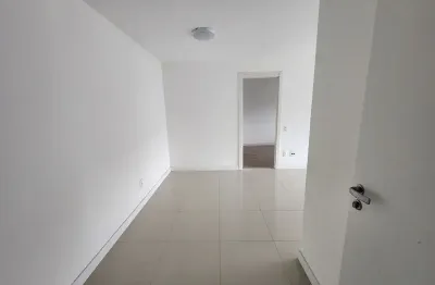 Apartamento com 2 quartos à venda na Avenida Abraham Medina, Barra da Tijuca, Rio de Janeiro