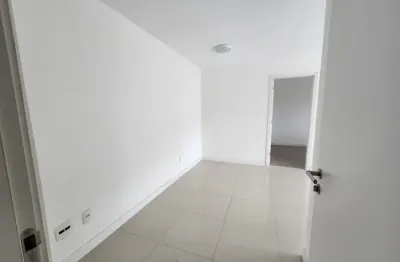 Excelente apartamento de 2 suítes e 1 vaga pronto em ilha pura