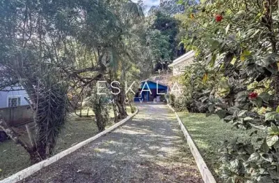 Casa com 03 dormitórios | ilha da figueira - jaraguá do sul