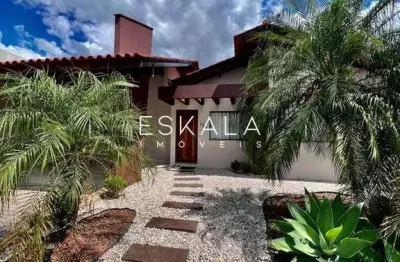 Casa semi - mobiliada com 01 suíte + 02 quartos e piscina | amizade - jaraguá do sul