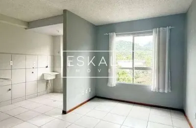 Apartamento com 02 dormitórios + 01 vaga de garagem coberta | santa luzia - jaraguá do sul