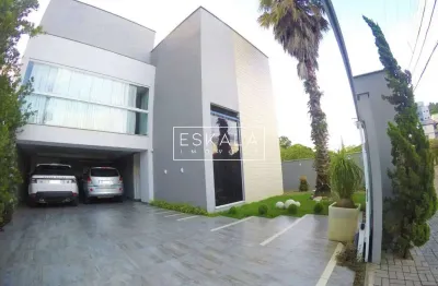 Casa alto padrão com 04 suítes, sendo 01 master - bairro centro, jaraguá do sul