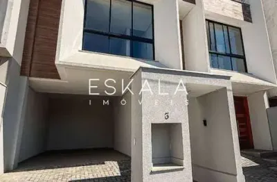 Triplex com vaga de garagem coberta | vila lenzi - jaraguá do sul