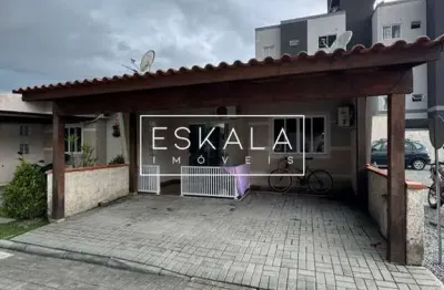 Casa com 2 quartos à venda na Escolinha, Guaramirim 