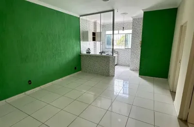 Apartamento com 2 quartos para alugar no Centro, Governador Valadares 