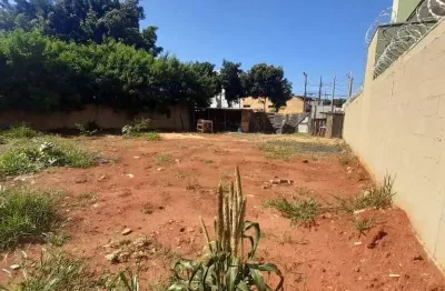 Terreno à venda no Santa Luzia, Uberlândia 