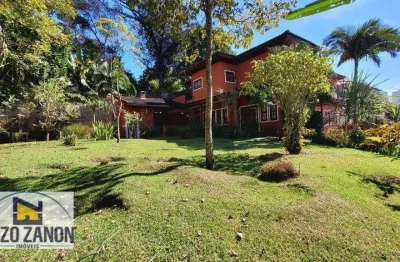Condomínio fechado de alto padrão no jardim hollywood. terreno com 1.125,00 m², mansão com 4 suítes e área construída de 470 m². segurança 24 horas.