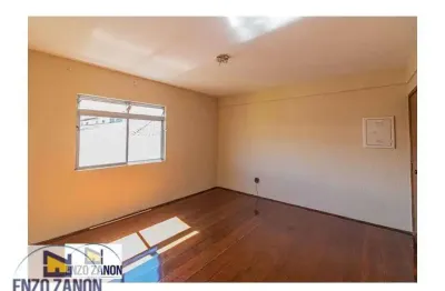 Apartamento no bairro rudge ramos em são bernardo. possui 2 dormitórios, baixo valor de condomínio. estuda proposta e imóvel como parte de pagamento.