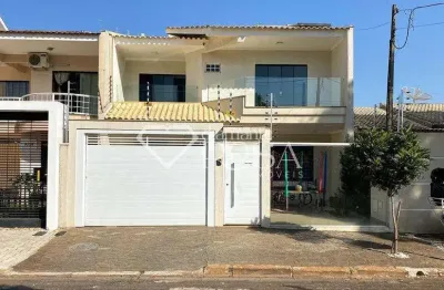 Locação sobrado na zona ii, com armários planejados