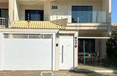 Casa com 1 quarto à venda na Avenida Brasil, Zona II, Umuarama