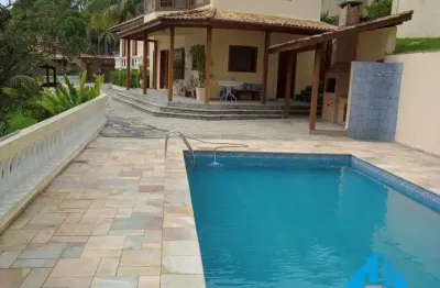 Casa em condomínio de alto padrão com linda vista para o mar em ubatuba sp