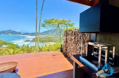Linda casa com incrível vista para o mar no condomínio alto da praia vermelha em ubatuba sp