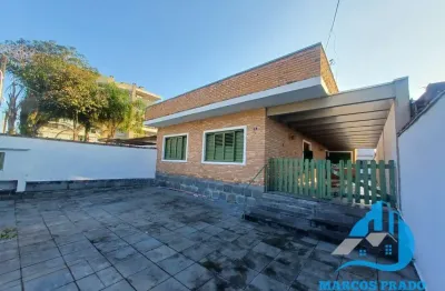 Casa no centro de ubatuba - sp! excelente para comércio, escritório, consultório!