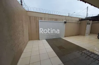 Casa para alugar, 3 quartos, daniel fonseca - uberlândia/mg - rotina imobiliária