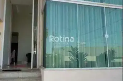 Casa condomínio fechado para alugar, 3 quartos, gávea sul - uberlândia/mg - rotina imobiliária