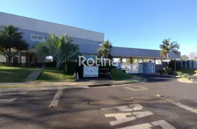Casa condomínio fechado para alugar, 3 quartos, laranjeiras - uberlândia/mg - rotina imobiliária