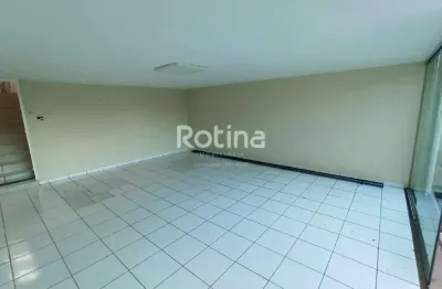 Casa comercial para alugar, 6 quartos, brasil - uberlândia/mg - rotina imobiliária