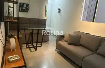 Apartamento para alugar, 3 quartos, Patrimônio - Uberlândia/MG - Rotina Imobiliária