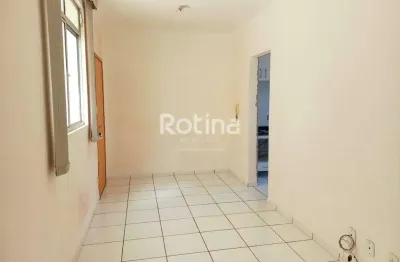 Apartamento para alugar, 3 quartos, Cazeca - Uberlândia/MG - Rotina Imobiliária