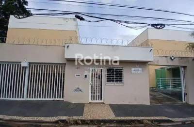 Casa Condomínio Fechado para alugar, 3 quartos, Vigilato Pereira - Uberlândia/MG - Rotina Imobiliária