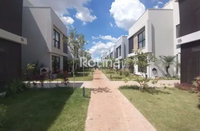 Casa Condomínio Fechado para alugar, 3 quartos, Jardim Inconfidência - Uberlândia/MG - Rotina Imobiliária