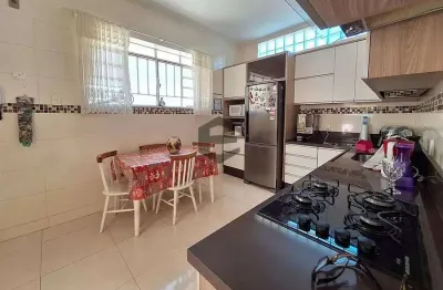 Casa com 3 quartos à venda na Travessa São José, Barreto, Niterói, 110 m2 por R$ 600.000