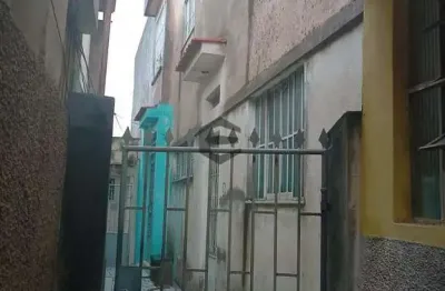 Casa com 2 quartos à venda na Travessa Galo Branco, Galo Branco, São Gonçalo, 85 m2 por R$ 120.000