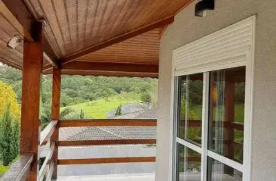 Belíssima casa no jd américa iii, com 5 dormitórios e 600 m2 de área total!!!