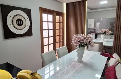 Casa com 2 quartos à venda no Jardim São Lourenço, Bragança Paulista 