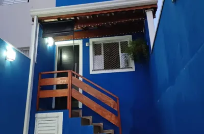 Lindo sobrado na vila aparecida, com 2 dormitórios e 2 banheiros!
