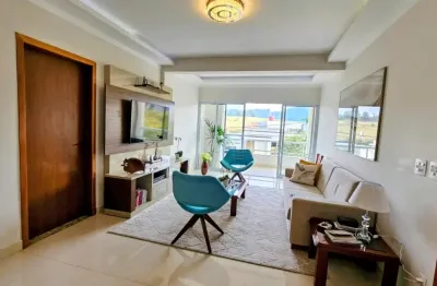 Condomínio Vale das Águas Excelente Casa PLANA (acessibilidade total), com 3 dormitórios, escritório, piscina aquecida, 7 vagas!