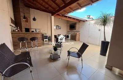 Casa com 3 quartos à venda na Rua Caldas Aulete, 635, Coopharádio, Campo Grande