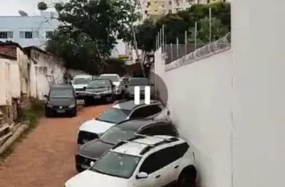 Imóvel comercial com estacionamento à venda no centro de cuiabá