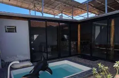 Casa com piscina e usina solar - à venda por r$ 480.000