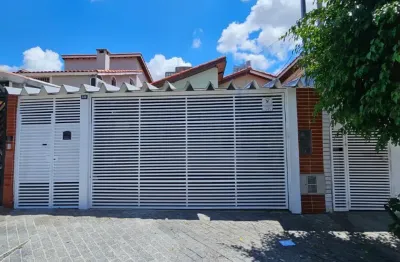 Casa com 3 quartos à venda na Rua Doutor Artur Bernardes, 330, Jardim Santa Francisca, Guarulhos