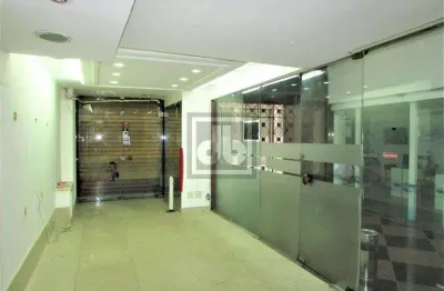 Centro - Rua do Rosário - Junto CCBB, ESPM, Metro - Loja 78m2 - Com mezanino e Subsolo - Entrega imediata.