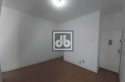 Apartamento com 1 quarto à venda na rua artur bernardes, catete, rio de janeiro, 40 m2 por r$ 650.000