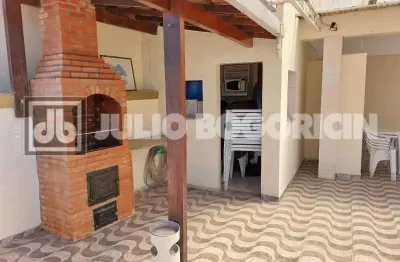 Catete - rua bento lisboa - 2 quartos reformado - frente - sol da manh