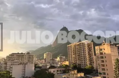 Cobertura duplex em botafogo,vista livre para o cristo,terraço com piscina e área gourmet. reformada por arquiteto,planta excelente e localização nobre.