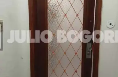 Apartamento com 2 quartos à venda na rua martins ribeiro, flamengo, rio de janeiro, 50 m2 por r$ 740.000