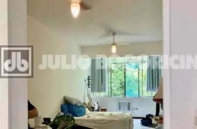 Kitnet / Stúdio à venda na Estrada da Canoa, São Conrado, Rio de Janeiro