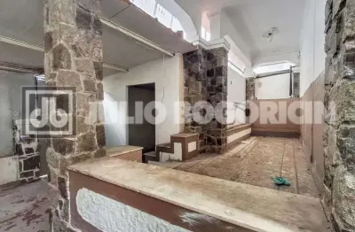 Casa com 4 quartos à venda na rua guapeni, tijuca, rio de janeiro, 362 m2 por r$ 2.047.000