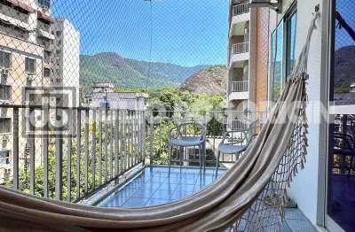 Apartamento - Maracanã: Varanda, Sala, 1 Quarto, Banheiro social, Cozinha, Área de serviço e Vaga escriturada.