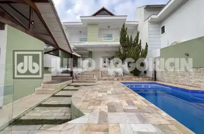 Casa em condomínio fechado com 4 quartos à venda na rua viriato correia, jardim carioca, rio de janeiro, 286 m2 por r$ 2.500.000