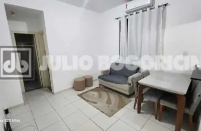 Apartamento com 1 quarto à venda na avenida paranapuã, tauá, rio de janeiro, 40 m2 por r$ 200.000