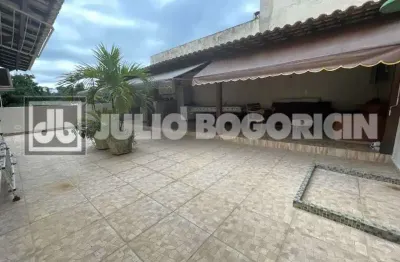 Casa com 3 quartos à venda na rua coronel rogaciano mendes, freguesia (ilha do governador), rio de janeiro, 173 m2 por r$ 900.000