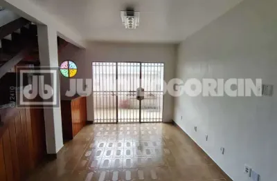Casa com 3 quartos à venda na rua joão novais, portuguesa, rio de janeiro, 180 m2 por r$ 673.000