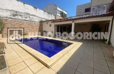Casa com 3 quartos à venda na rua professor alberto meyer, pitangueiras, rio de janeiro, 238 m2 por r$ 850.000
